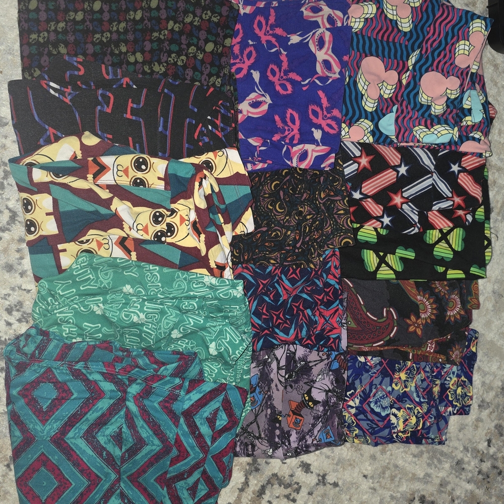 Colorful Patterned Leggings Collection